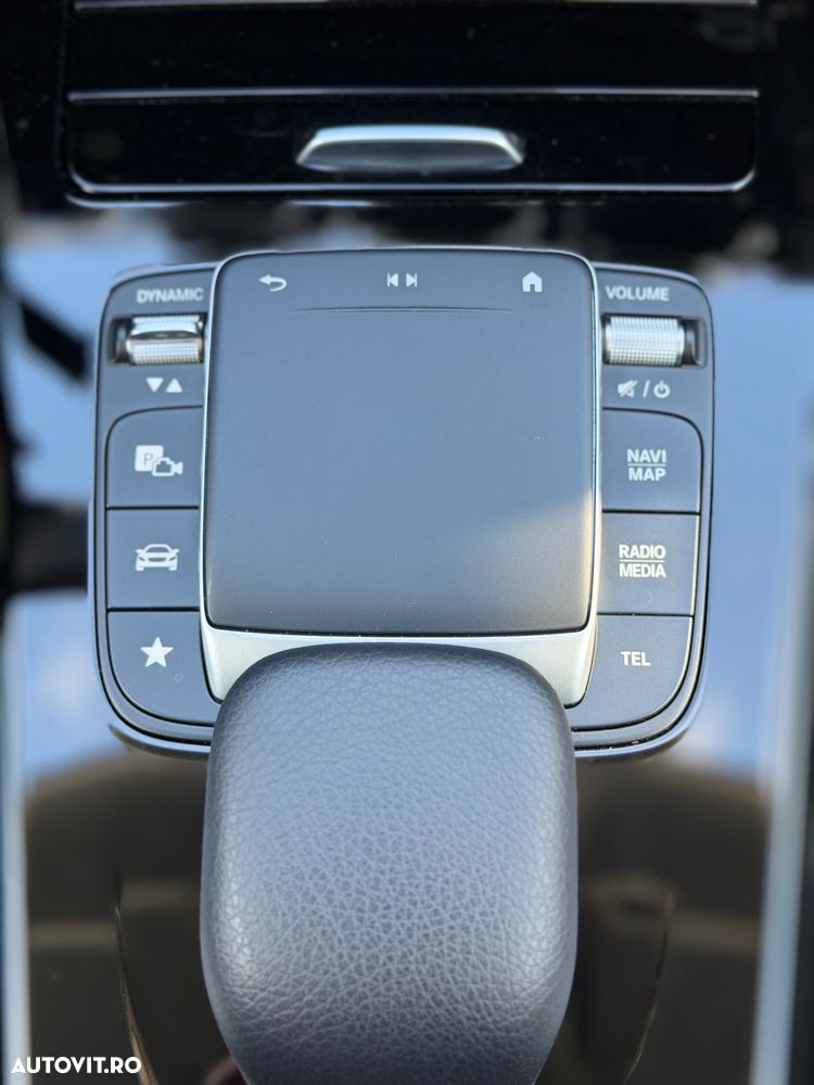 Mercedes-Benz A 180 d Sedan 8G-DCT - 12