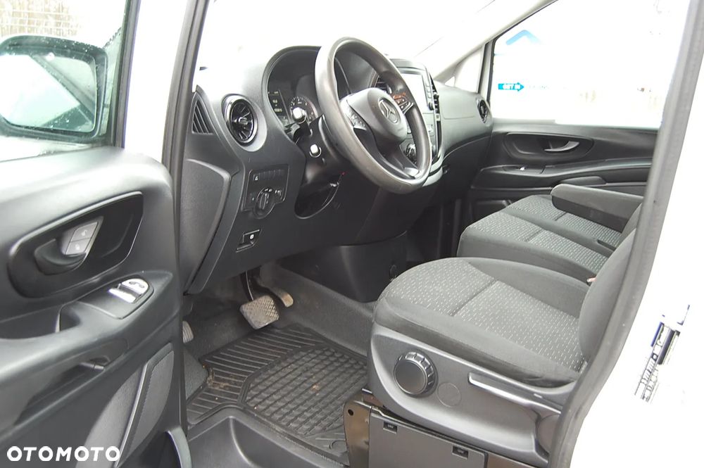 Mercedes-Benz Vito - 11