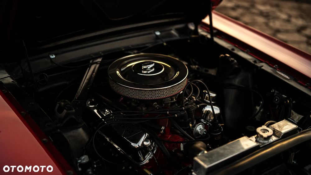 Ford Mustang - 4