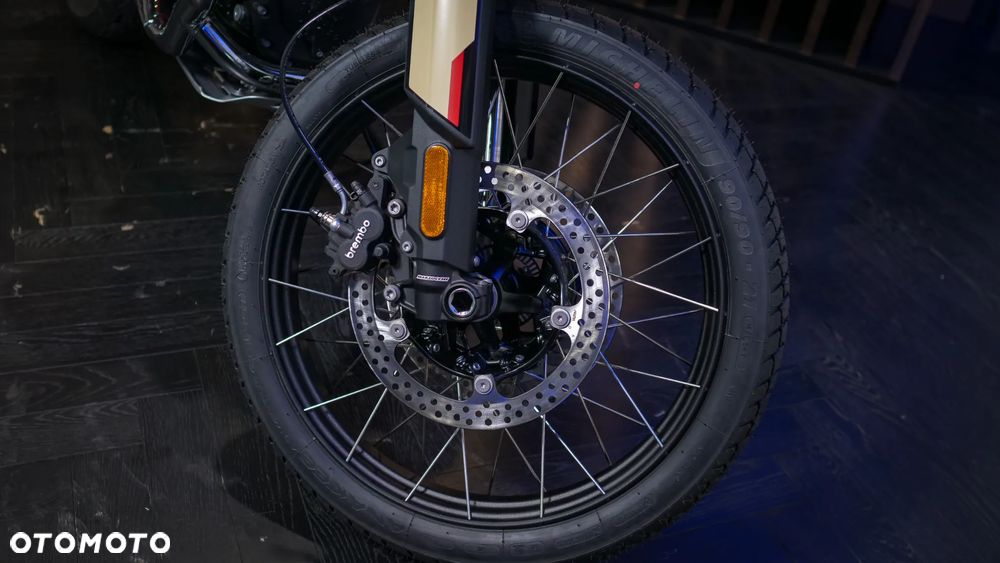 BMW R - 16
