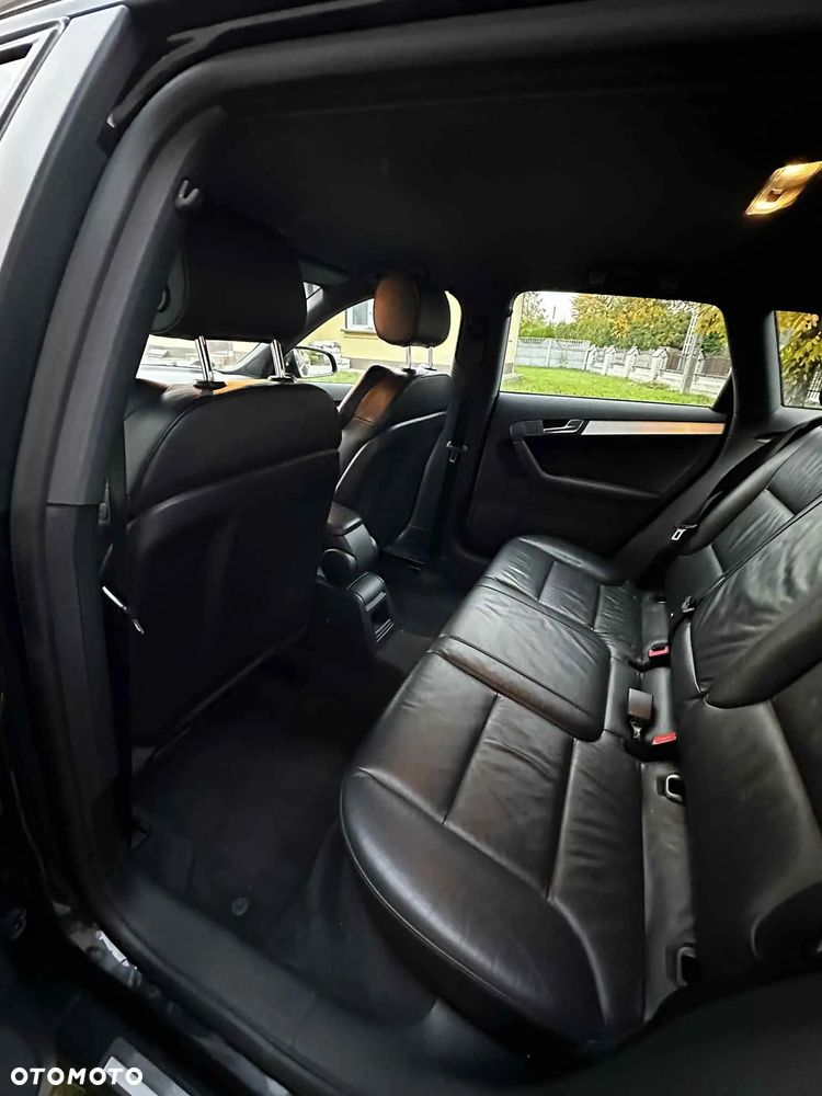 Audi A3 2.0 TDI DPF S tronic S line Sportpaket - 5