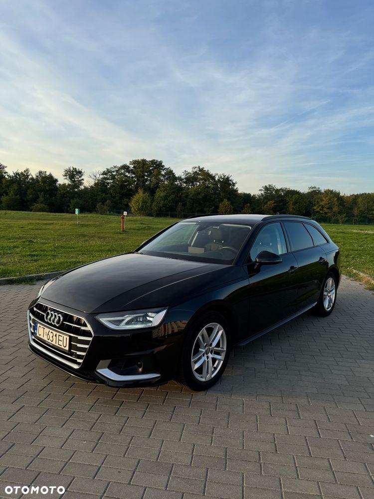 Audi A4 Avant 40 TFSI S tronic - 2