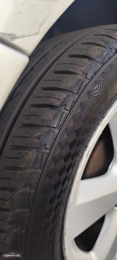 Ford Focus 1.4 16V Connection - 8