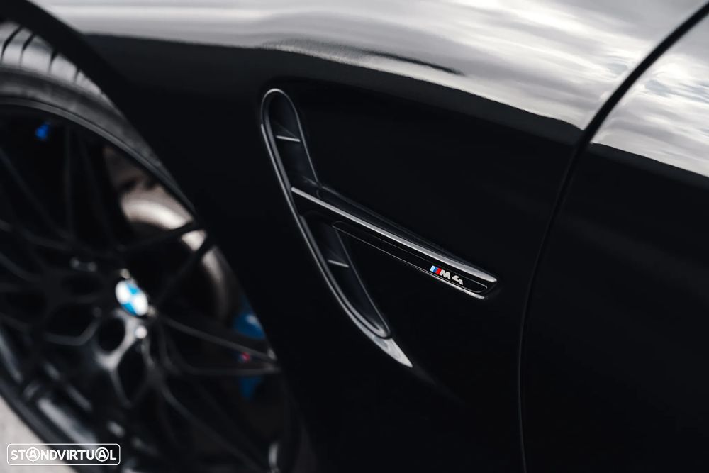 BMW M4 DKG Competition - 9