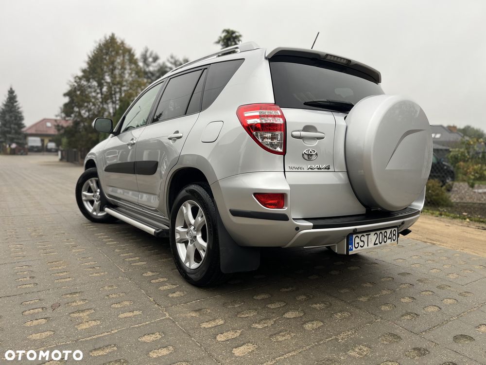 Toyota RAV4 2.2 D-4D 4x4 Life - 26