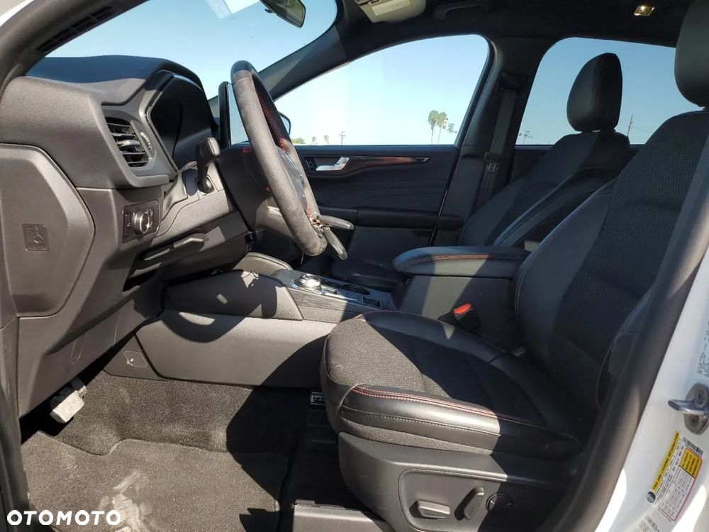 Ford Escape 1.5 EcoBoost AWD SE - 8