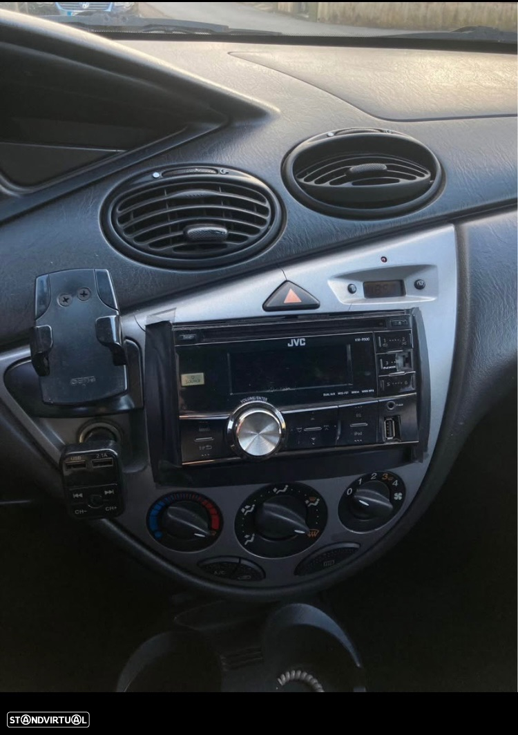 Ford Focus - 10