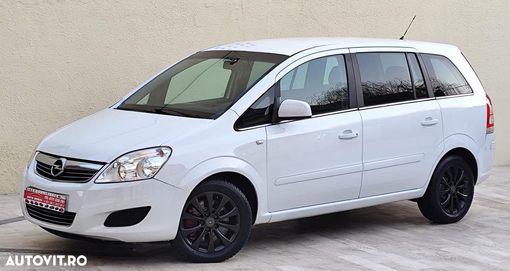 Opel Zafira - 1
