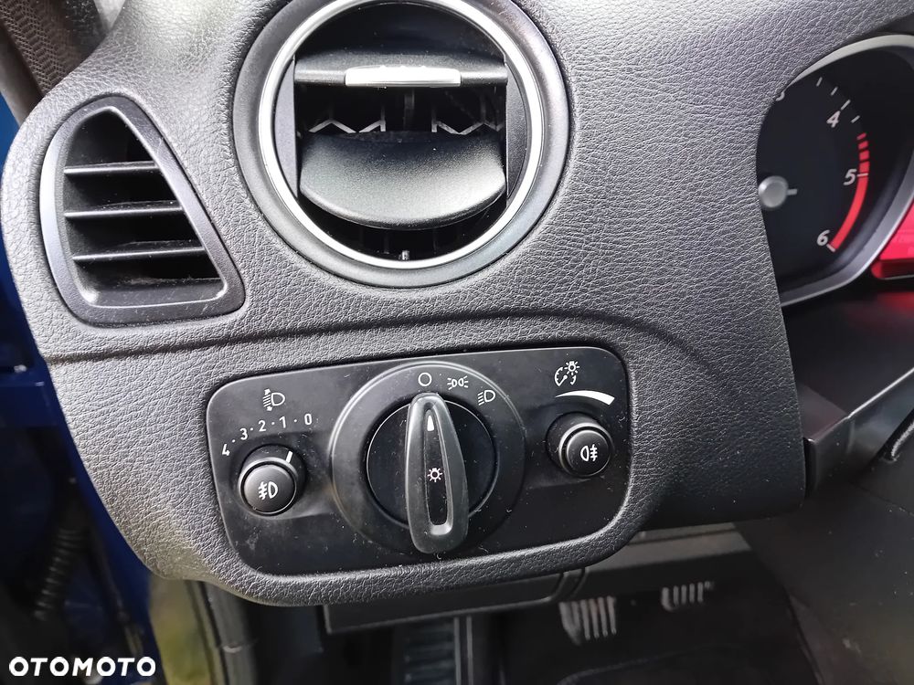 Ford Galaxy 2.0 TDCi Ambiente - 28