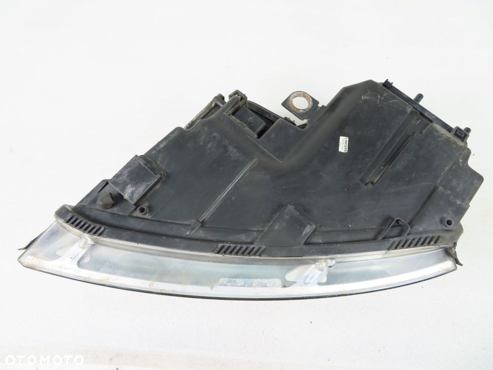 LAMPA PRAWA PRZEDNIA AUDI A8 D3 BIXENON 5811800 5DV00829000 - 4