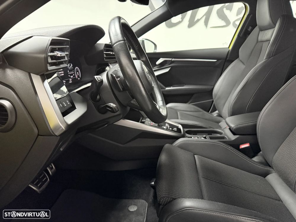 Audi S3 S tronic - 27