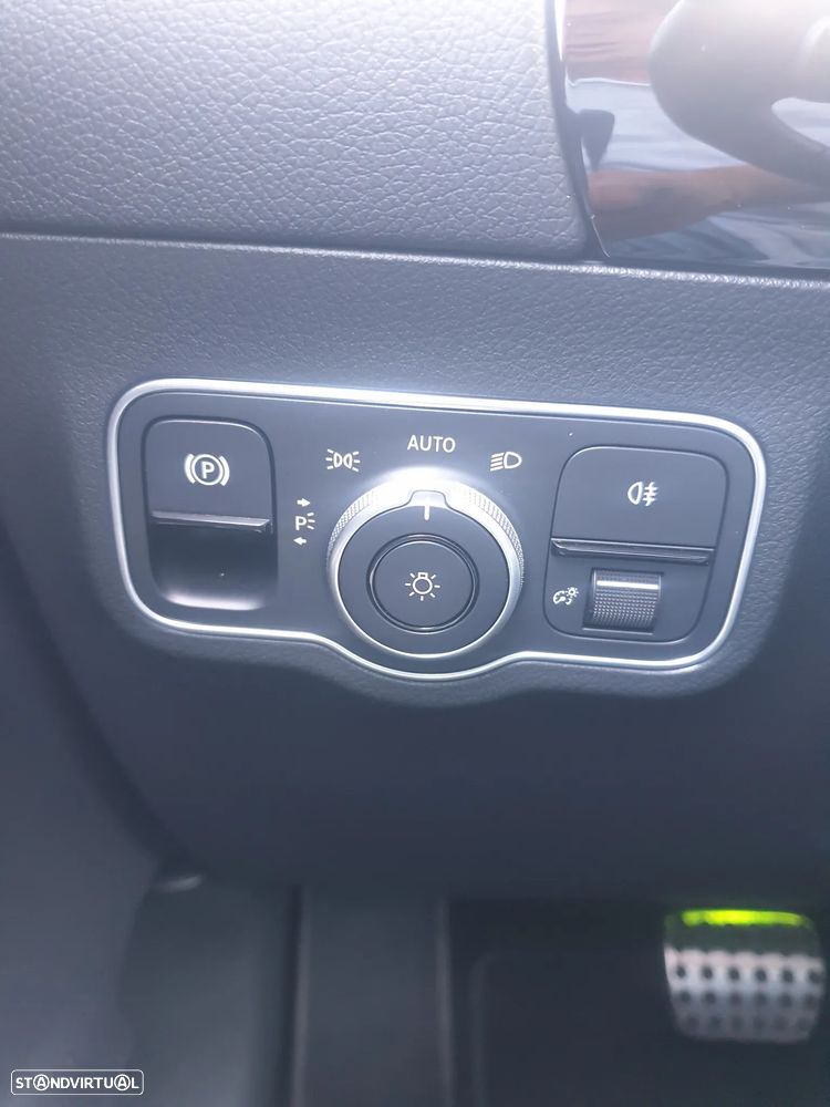 Mercedes-Benz GLA 200 d AMG Line - 5