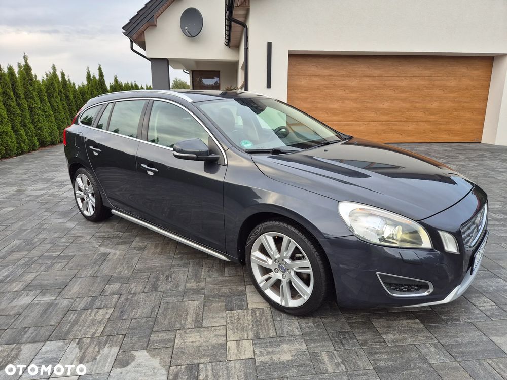 Volvo V60 T4 Summum - 33