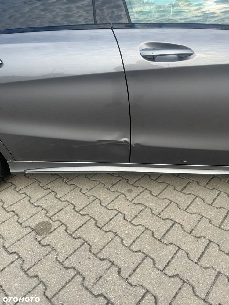 Mercedes-Benz CLA 180 AMG Line - 8