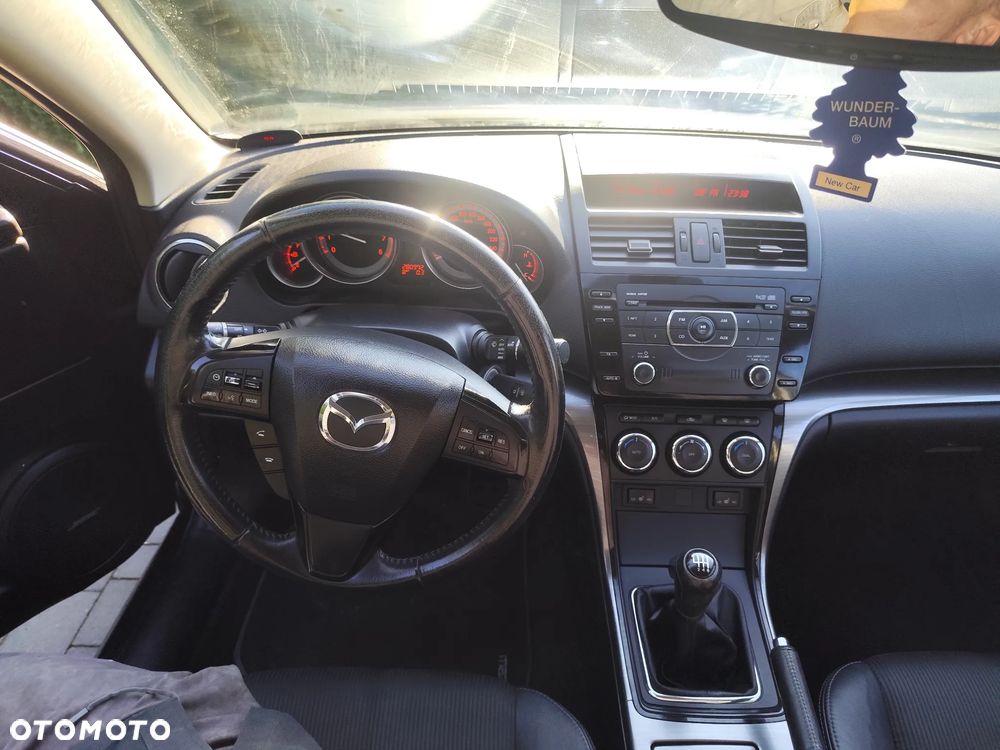 Mazda 6 2.0 Exclusive + - 8