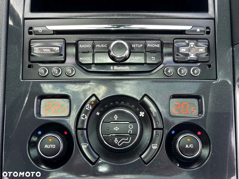 Peugeot 3008 THP 165 EAT6 Stop & Start Allure - 33