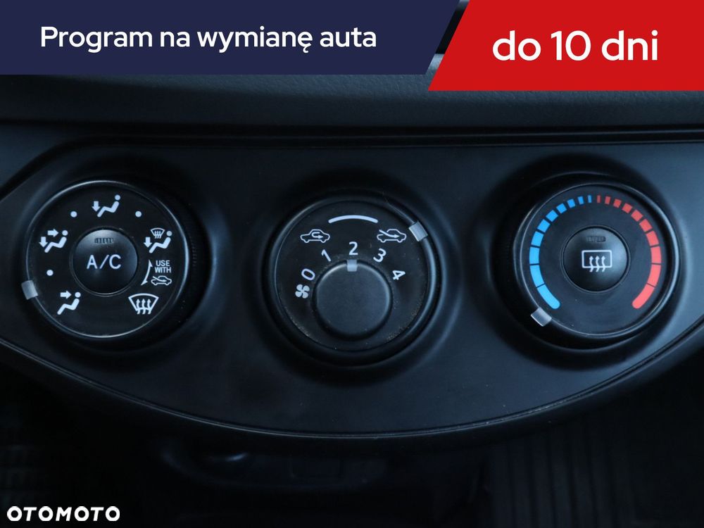 Toyota Yaris - 18