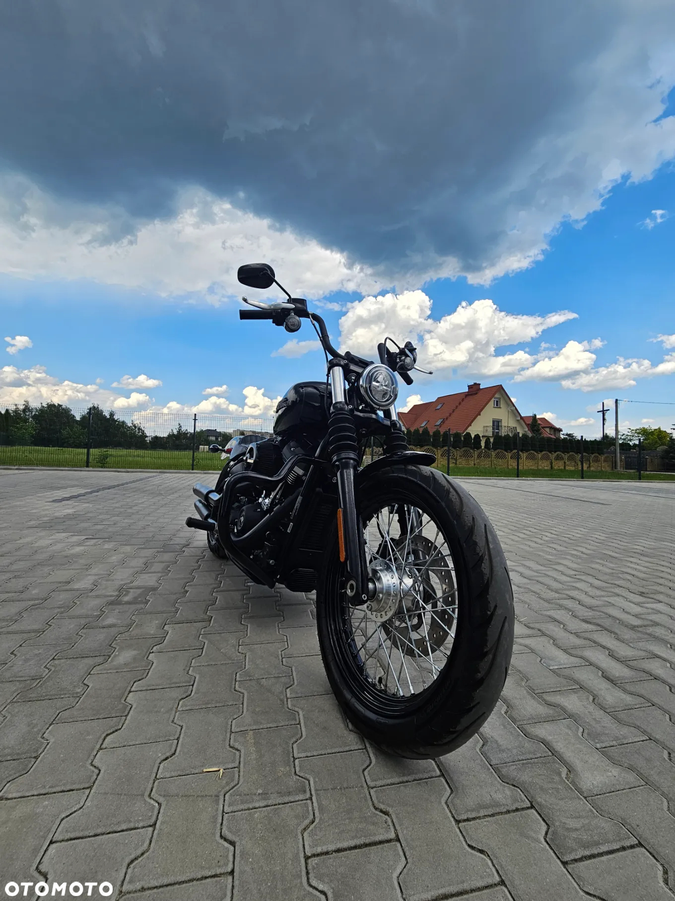 Harley-Davidson Softail Street Bob - 23