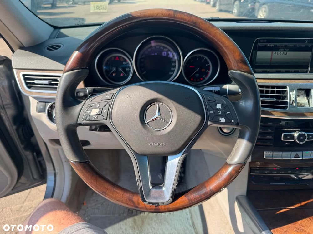 Mercedes-Benz Klasa E - 13