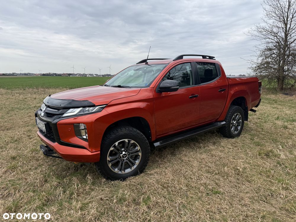 Mitsubishi L200 2.2 d DC Power Instyle Plus - 2