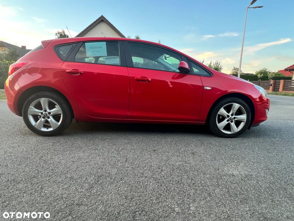 Opel Astra 1.6 - 5