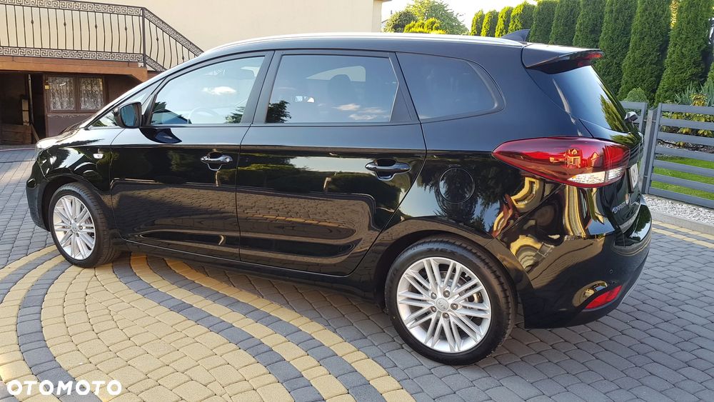 Kia Carens 1.6 GDI Dream Team Edition - 5