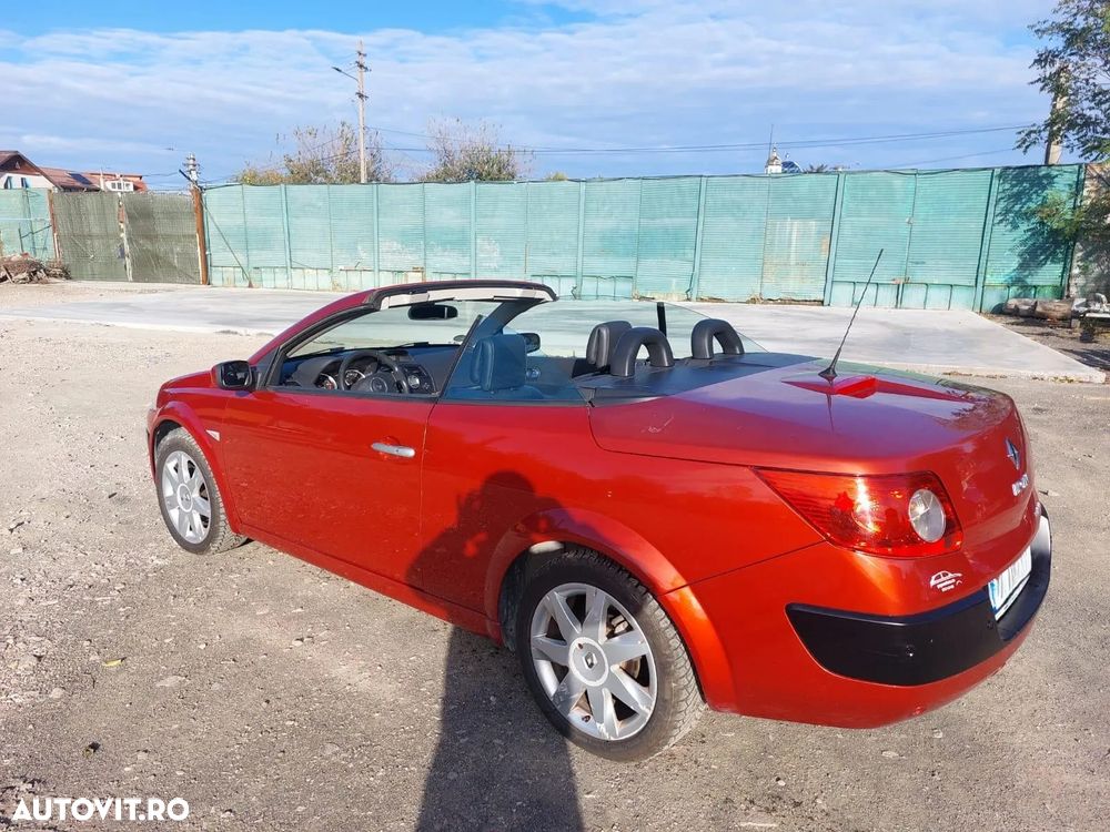 Renault Megane 1.6 16V Dynamique Aut - 3