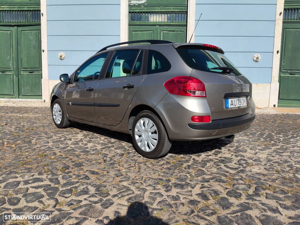 Renault Clio Break - 15