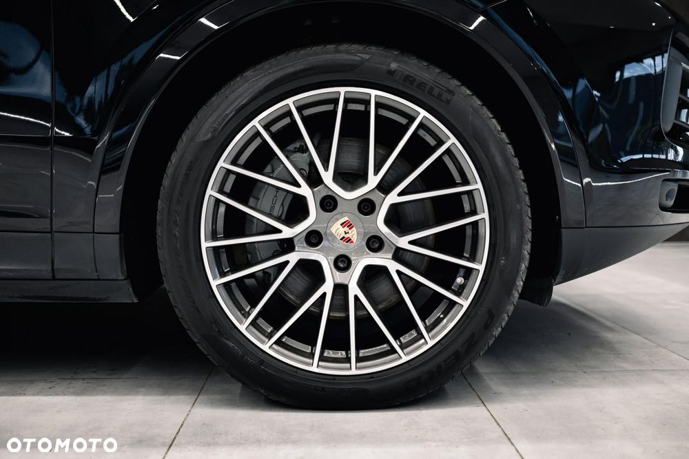 Porsche Cayenne S - 39