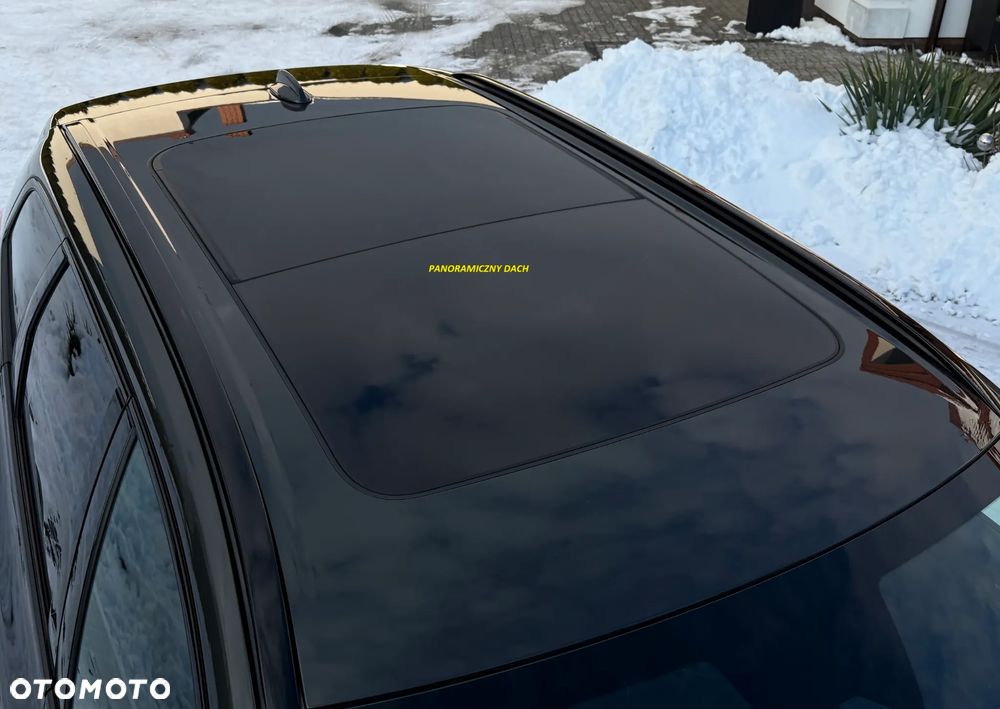 Volvo XC 60 B4 D AWD Plus Dark - 36