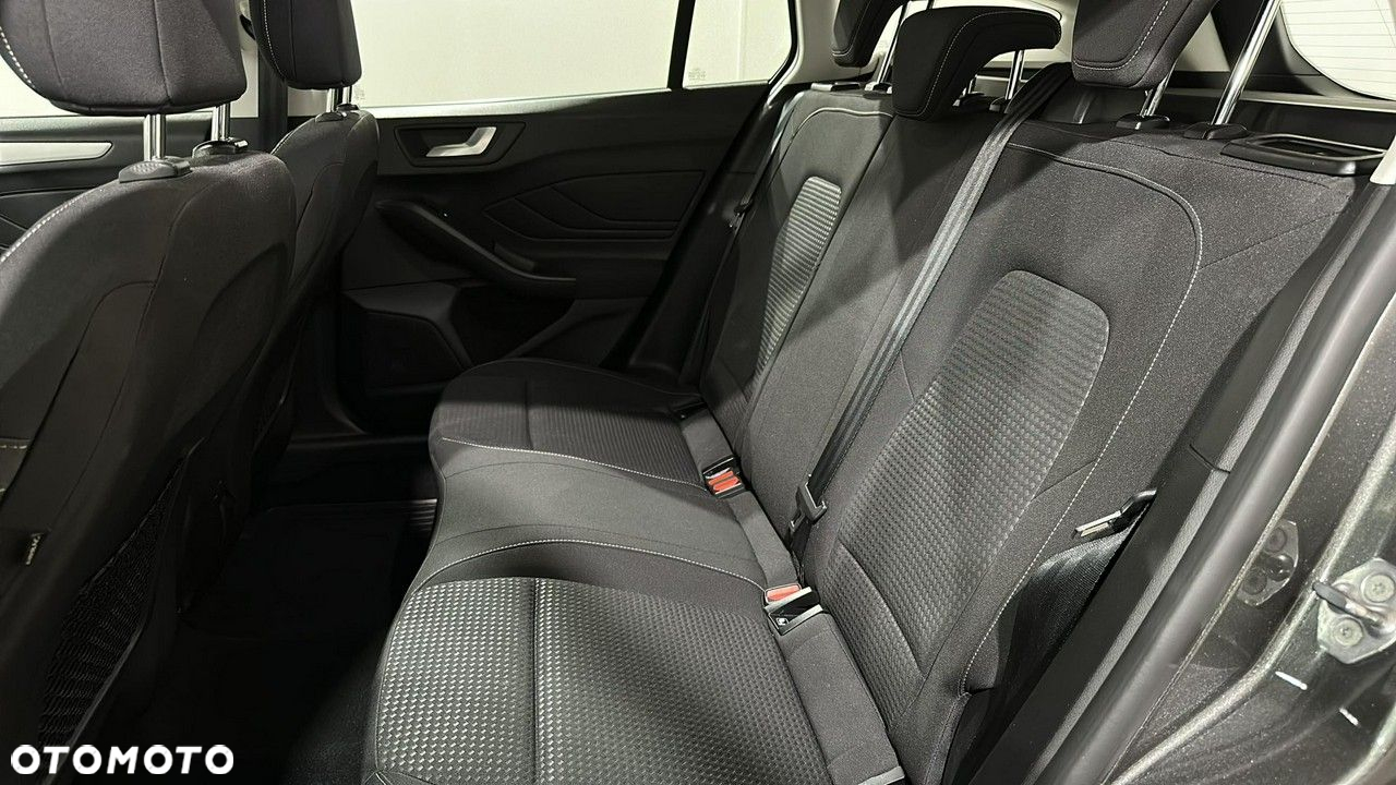 Ford Focus - 14