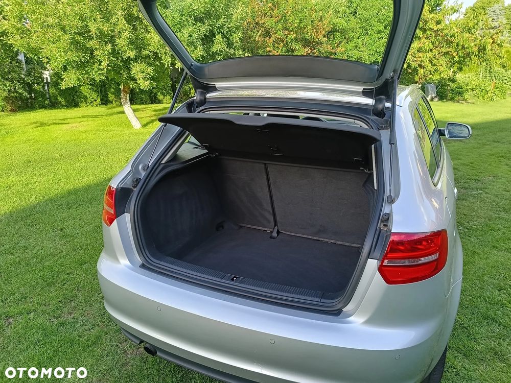 Audi A3 Sportback 1.6 Ambition - 28