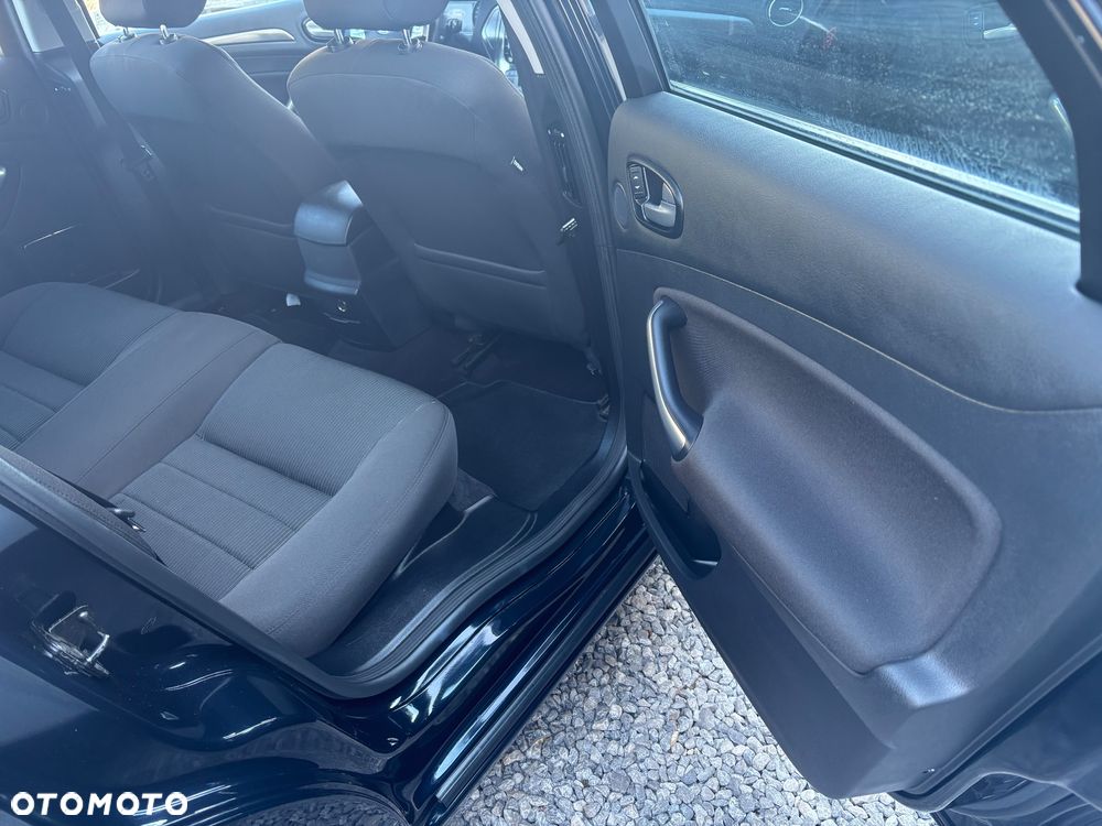 Ford Mondeo 2.0 Viva Titanium - 27