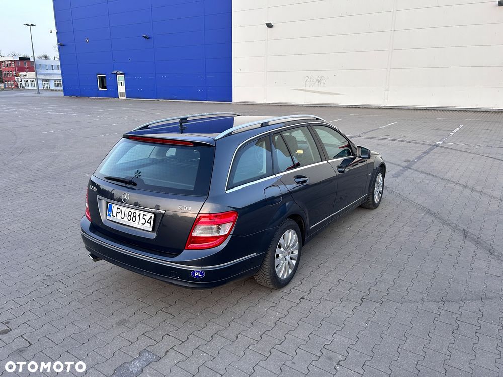 Mercedes-Benz Klasa C 220 CDI DPF Automatik BlueEFFICIENCY Elegance - 8