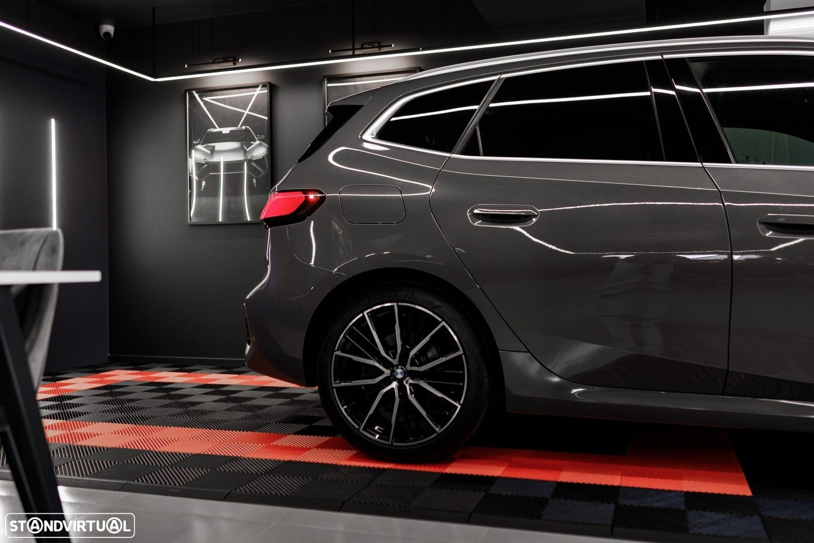 BMW 218 Active Tourer - 9
