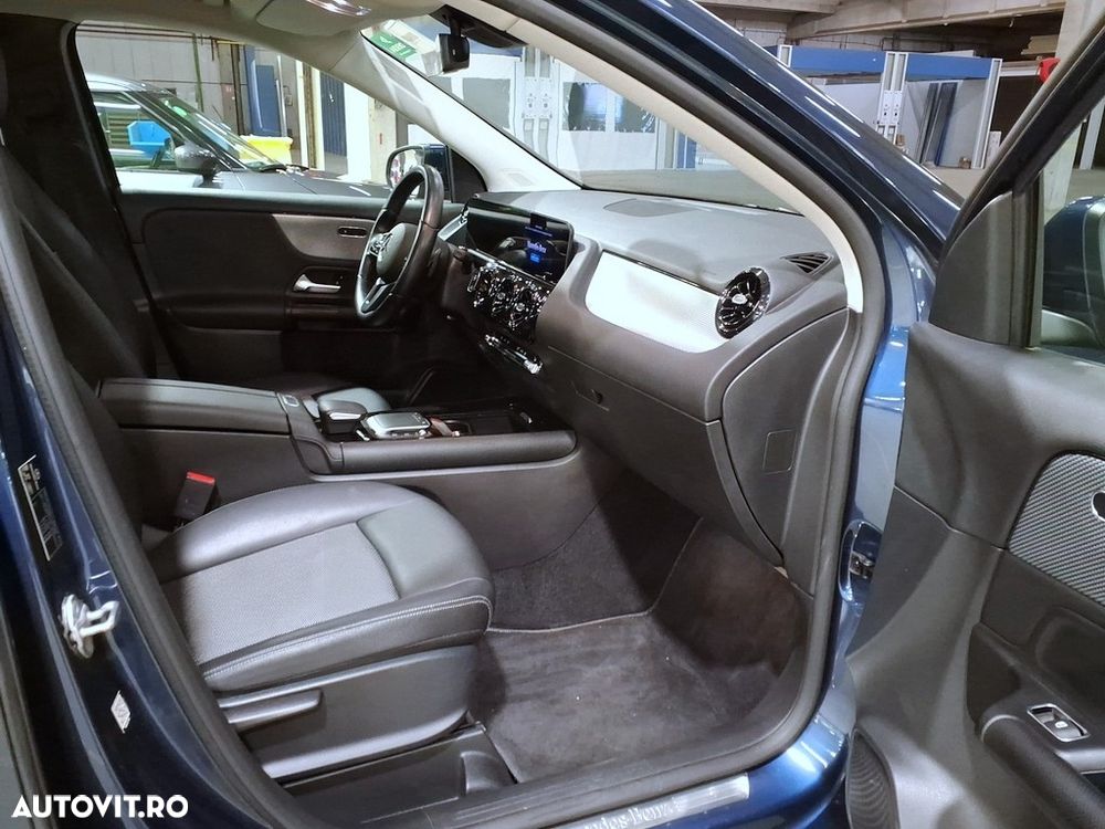 Mercedes-Benz GLA 200 d Aut. - 7