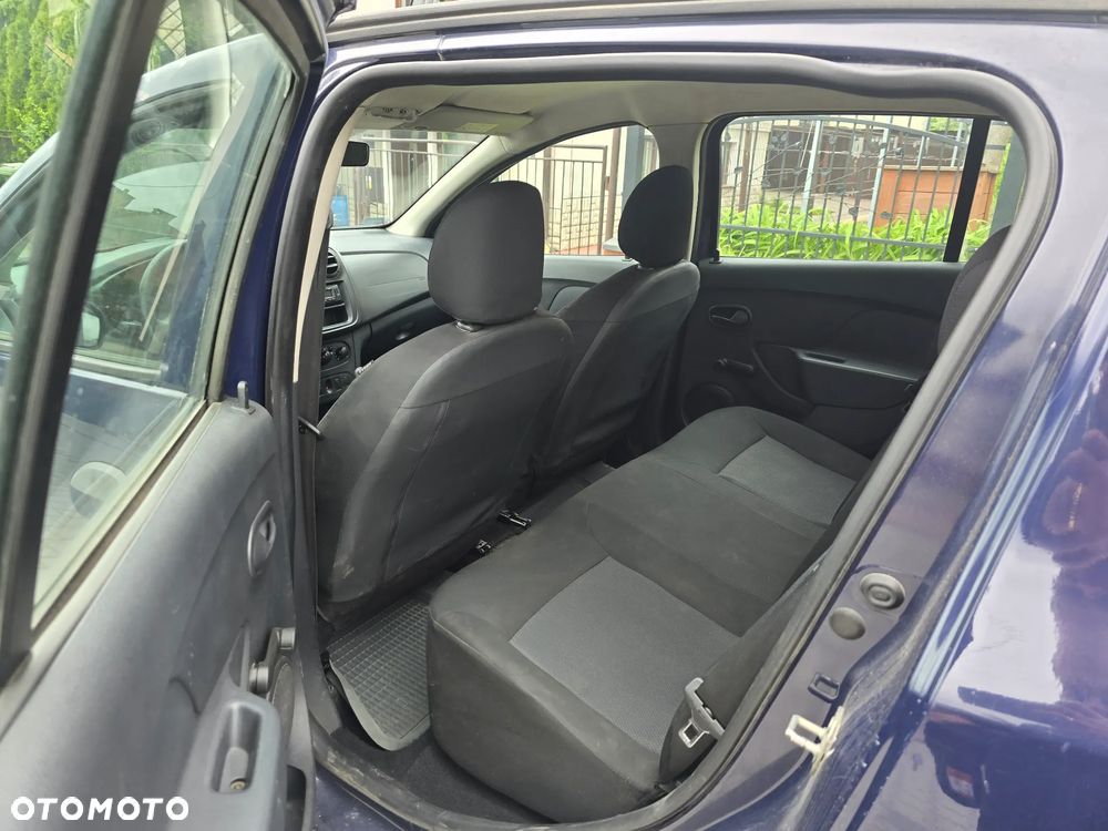 Dacia Sandero - 6