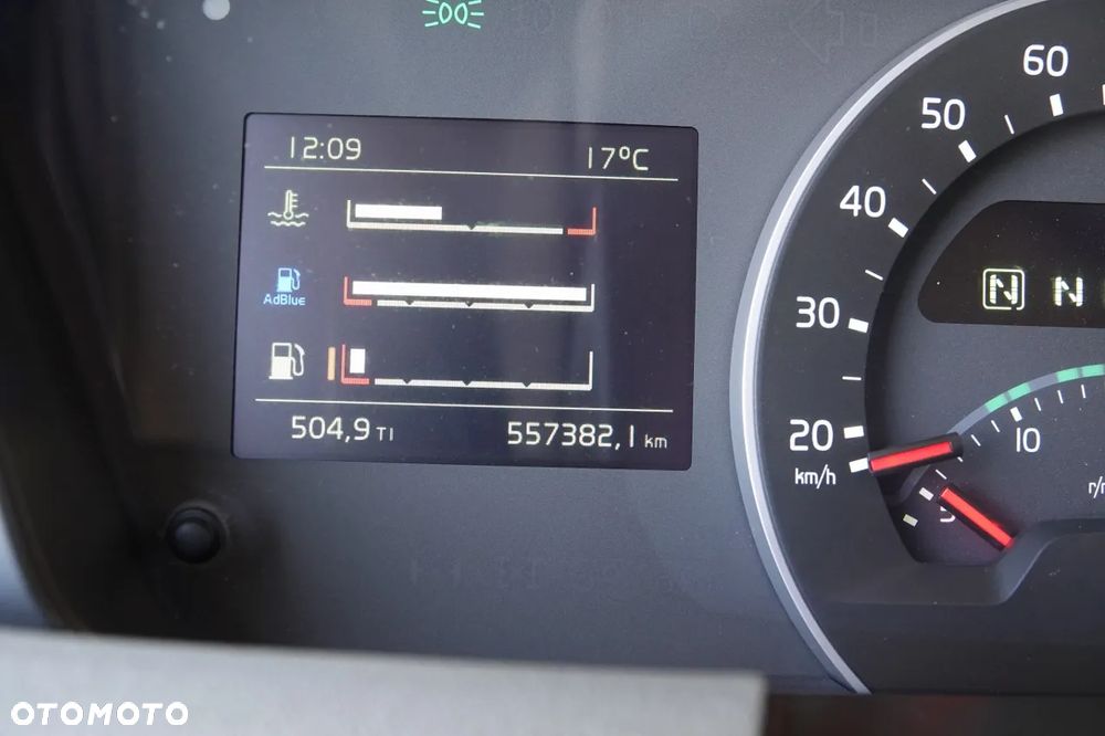 Volvo FH 500 / NISKA KABINA /  I-SHIFT / - 38