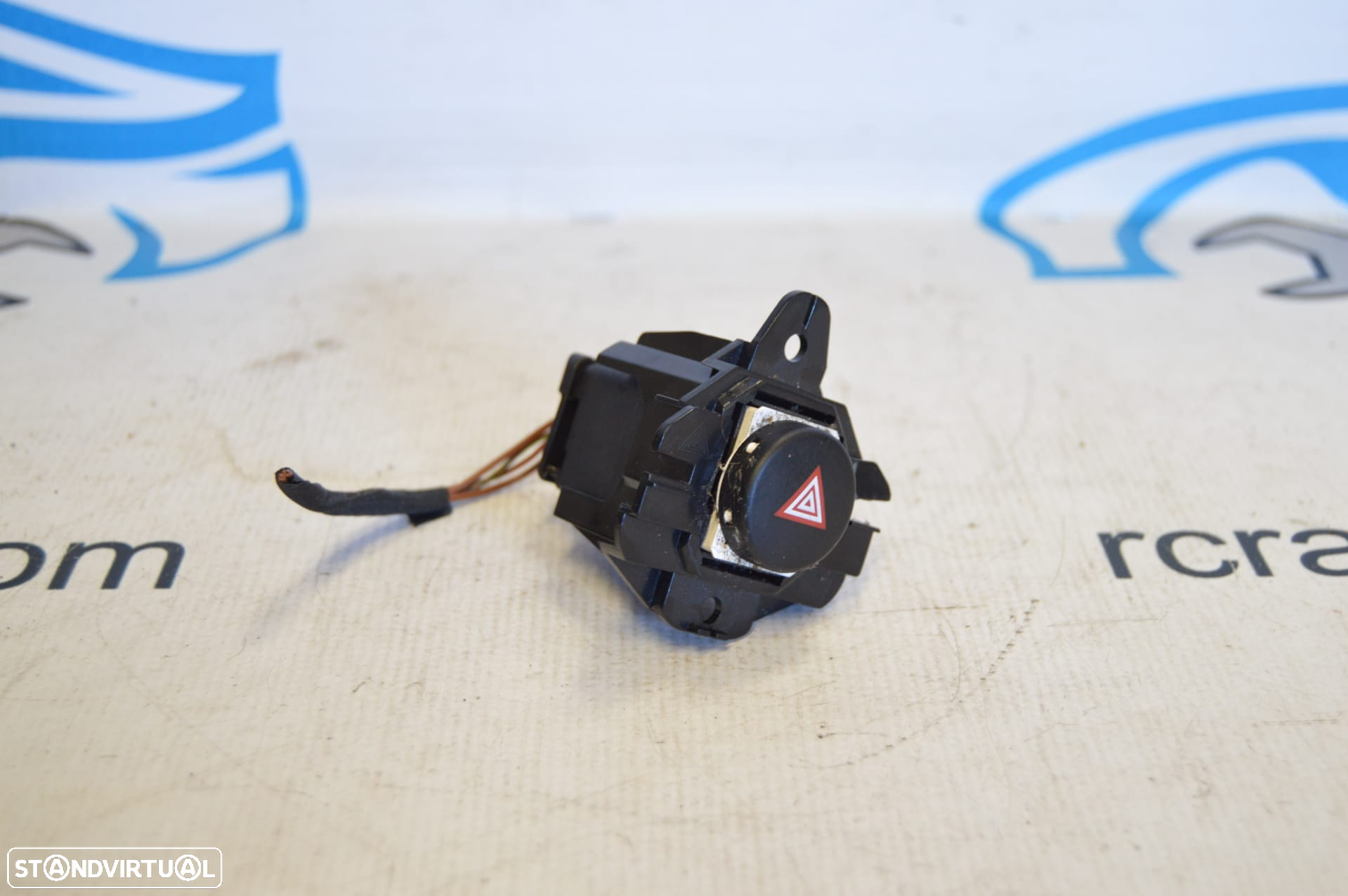 MODULO SWITCH COMANDO COMUTADOR BOTÃO LUZ LUZES EMERGENCIA 4 QUATRO PISCAS PISCA URGENCIA 5P0863160 SEAT ALTEA II 2 MK2 5P 5P1 1.9 TDI 105CV BXE IBIZA 6J LEON 1P TOLEDO 5P VW VOLKSWAGEN GOLF V FOX PASSAT B6 JETTA 1K - 2