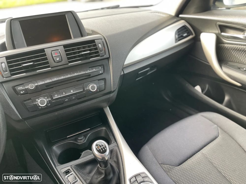 BMW 116 d EfficientDynamics Edition Urban Line - 11