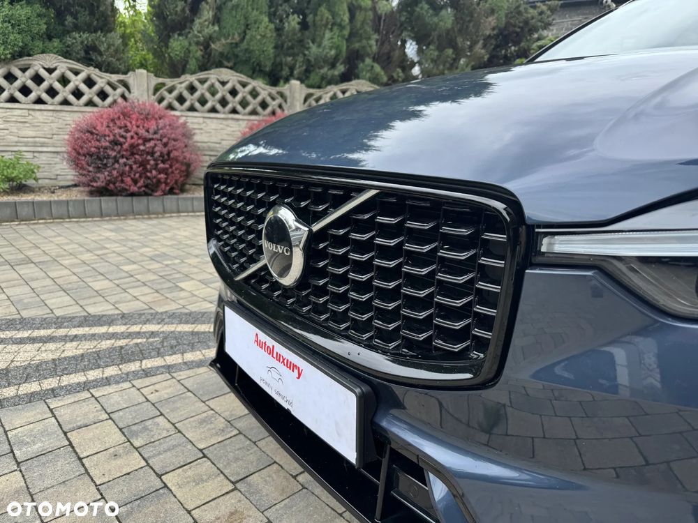 Volvo XC 60 B4 D AWD Plus Dark - 5
