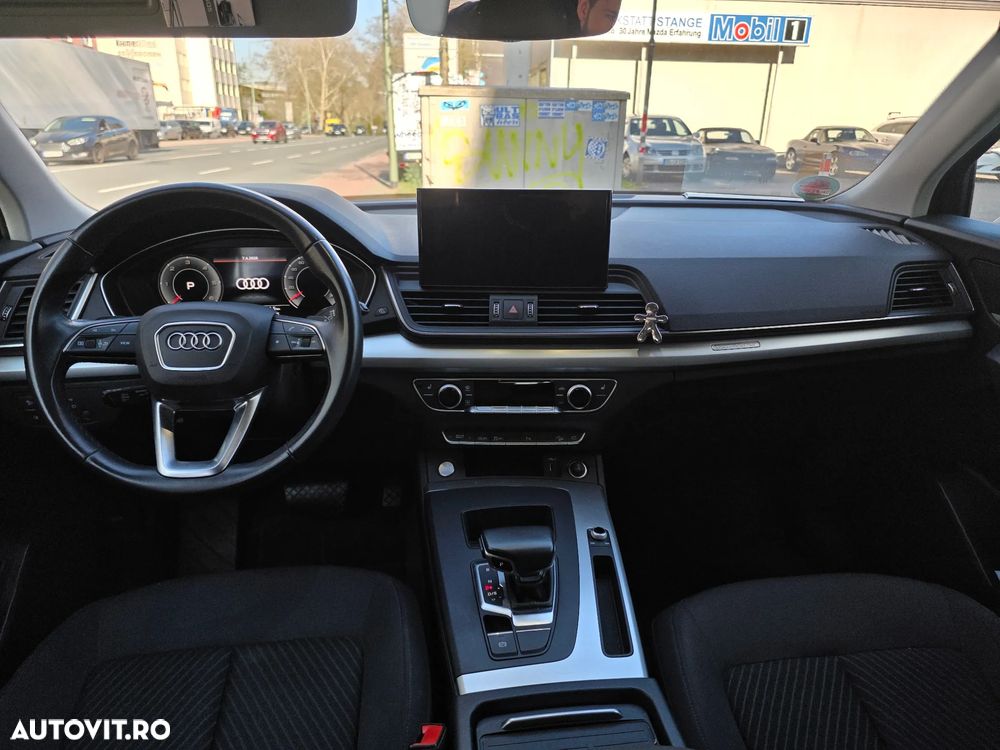 Audi Q5 40 TDI quattro S tronic - 9