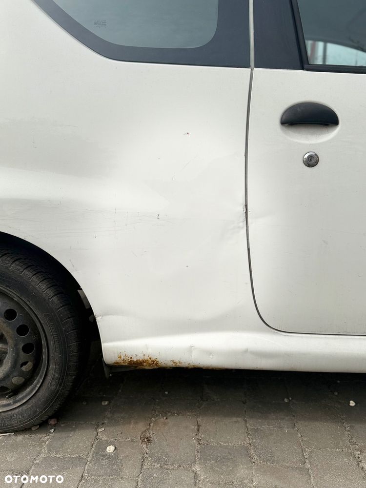 Peugeot 107 1.0 Trendy - 8