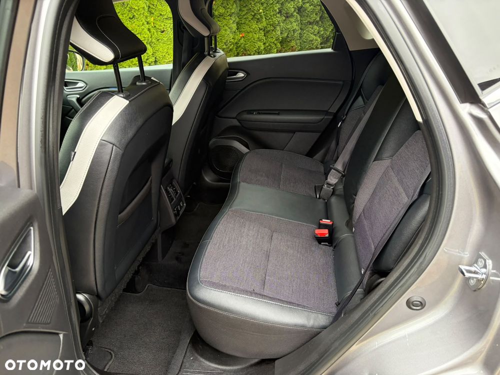 Renault Captur - 16