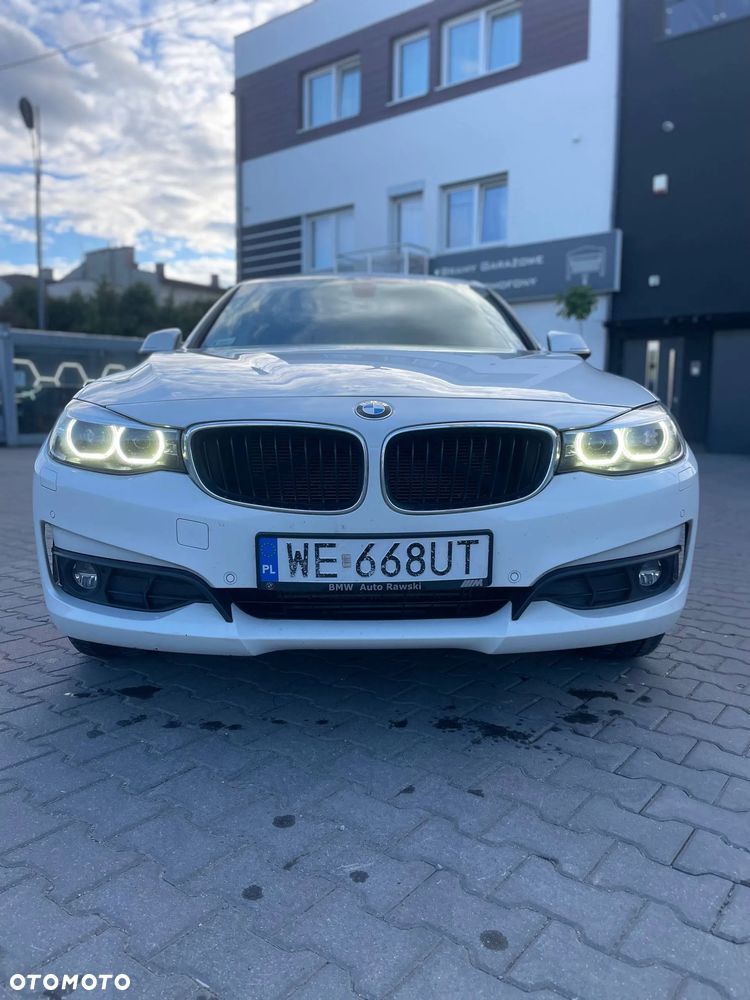 BMW Seria 3 320d xDrive Advantage - 21