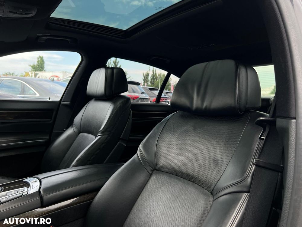 BMW Seria 7 740d xDrive - 36