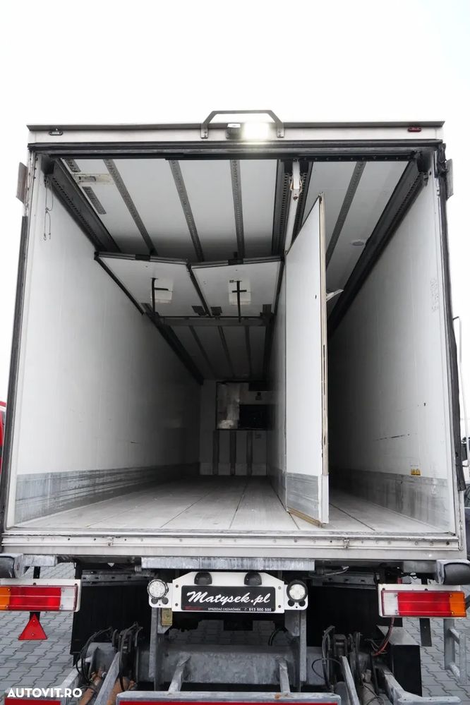 Schmitz Cargobull REFRIGERAT / THERMO KING SLX SPECTRUM / 1 axă / 11,3 M / MULTIMEMBRU / DHOLLANDIA LIFT / SAF - 15