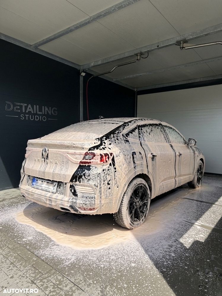 Renault Arkana E-TECH RS Line - 11