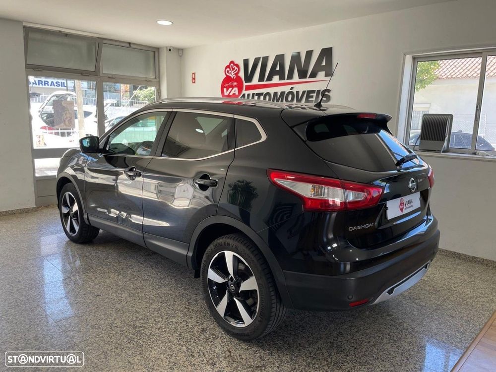 Nissan Qashqai 1.5 dCi N-Connecta 18 RS+PS - 2