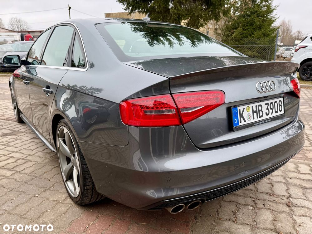 Audi A4 Limousine 2.0 TDI DPF clean diesel S line Sportpaket - 8